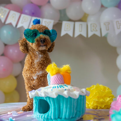 Hide-A-Birthday-Cake Dog Toy – Interactive 2‑In‑1 Plush Puzzle with 3 Squeaky Removable Candles